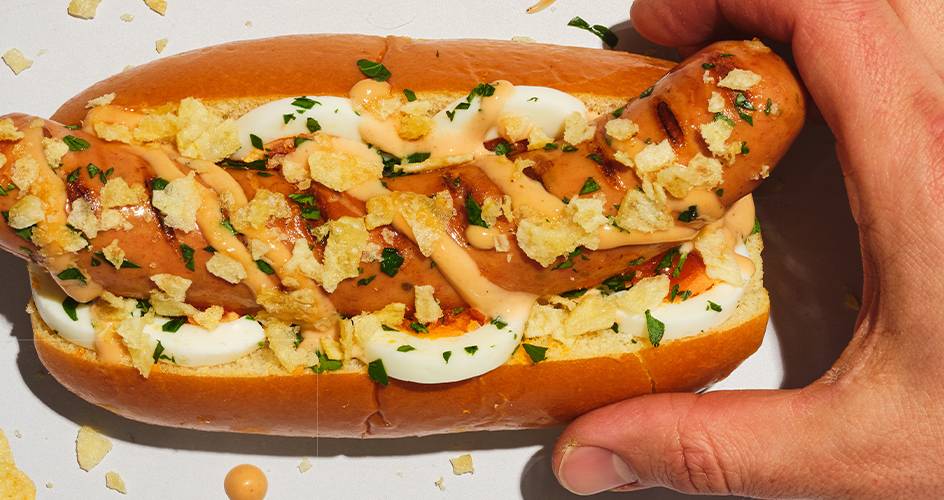 Chili Cheese Schüblig Hot Dog