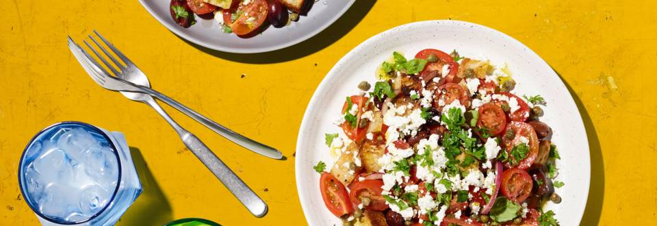 Knackiger griechischer Salat